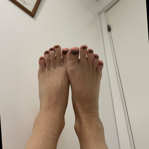 onlyfeetyess nude