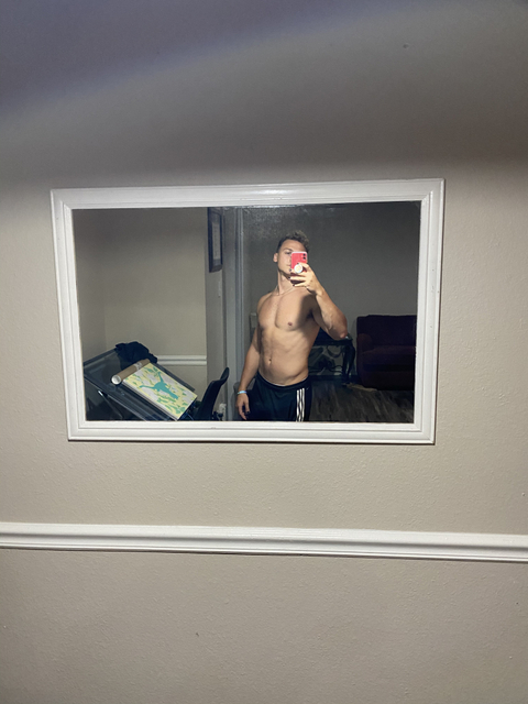 trappedoutthebrando nude