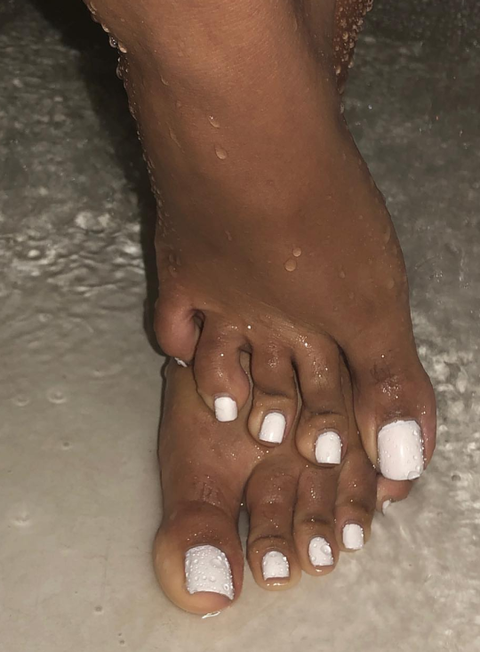 ultimatefootfetish nude