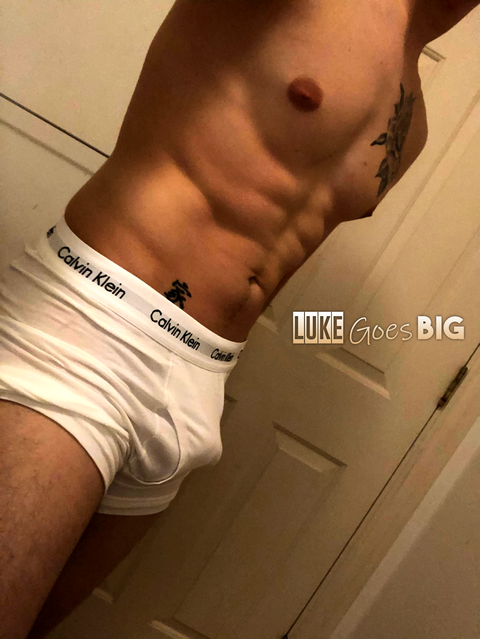 lukegoesbig nude