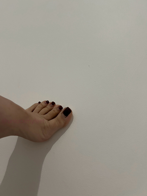 unlockmyfeet nude