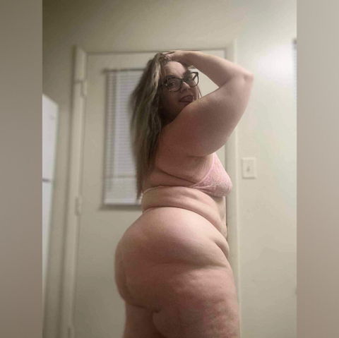 favbbwgoddessthickumms nude