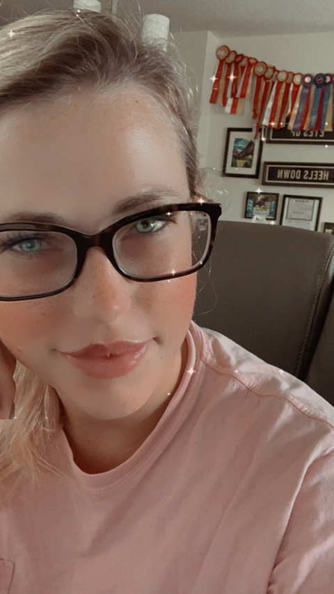 Ellie J - theelliej OnlyFans