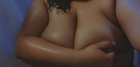 qweenchub nude