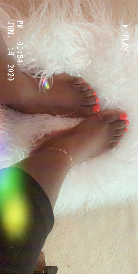 sexyy_chunkyfeet nude