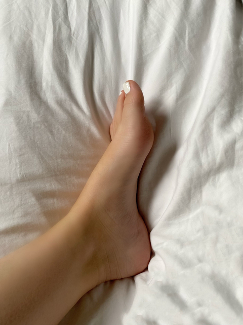 @yourfavouritefootgal
