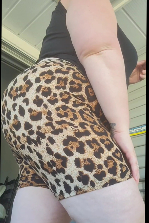 @bbwstonerqueen29x