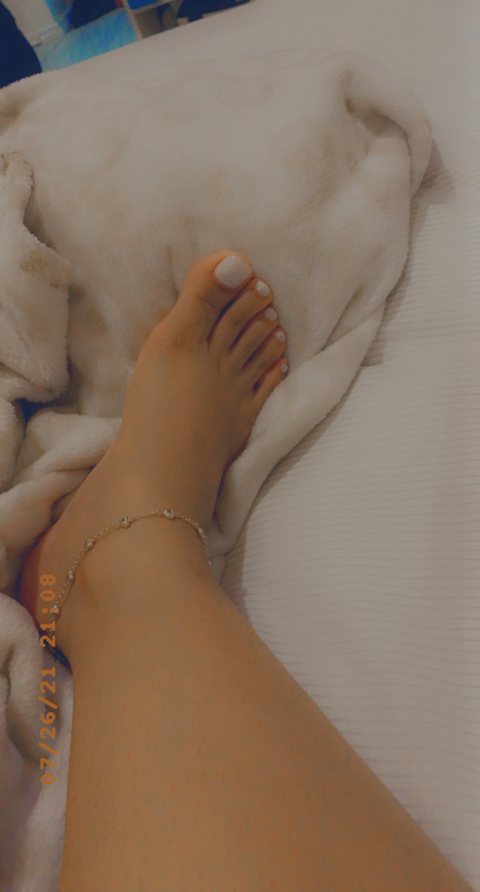 lovebuggfeet nude