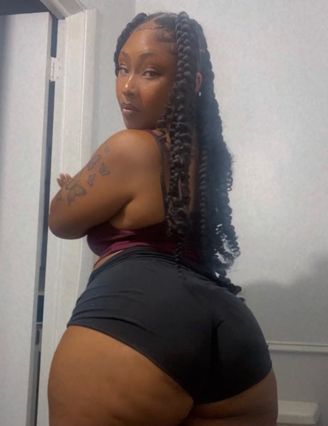 @bigbootykeraa