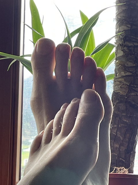 @tic.tac.feet