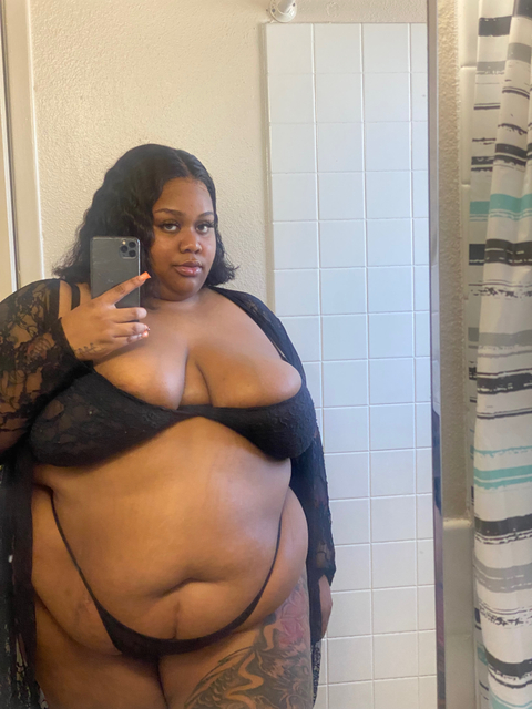 @missbigfine