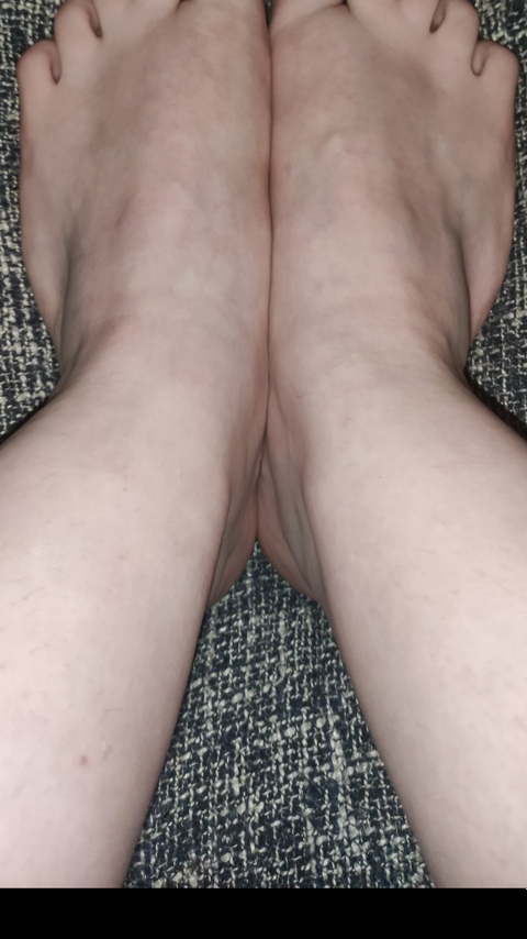 regularfeet420 nude