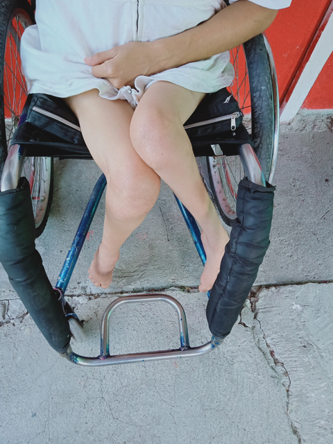 @wheelchair_super_girl