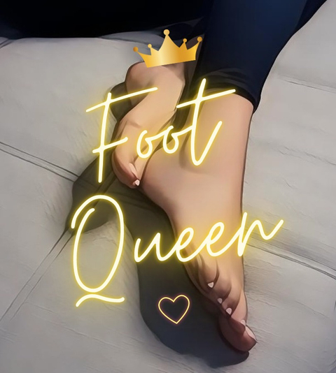 @kissthequeensfeet