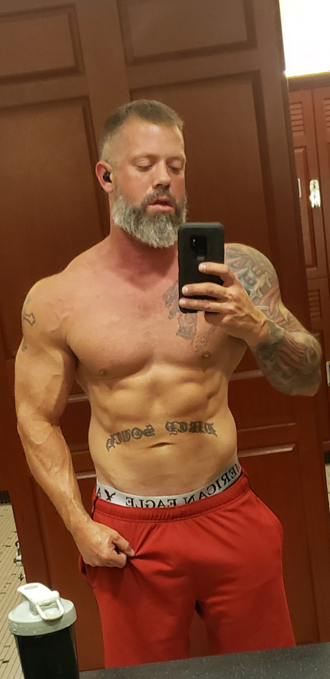 muscle_dad84 nude