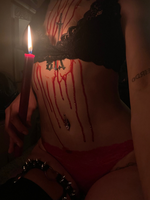 bloodysuccubus218 nude