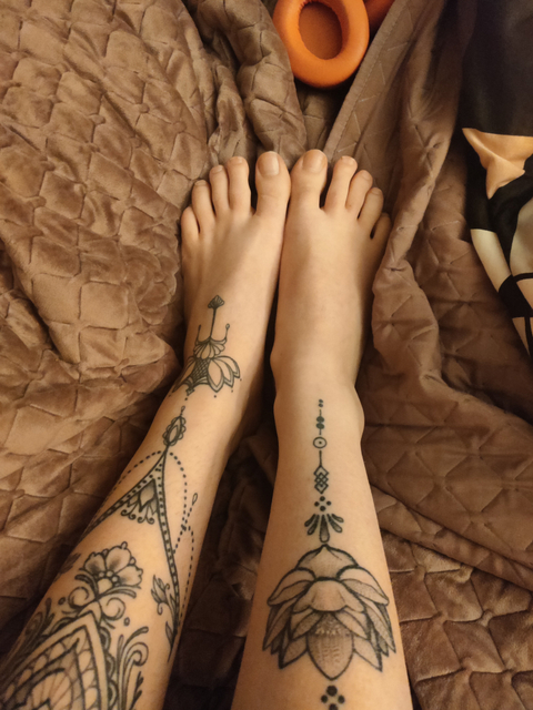 @i.love.katies.feet