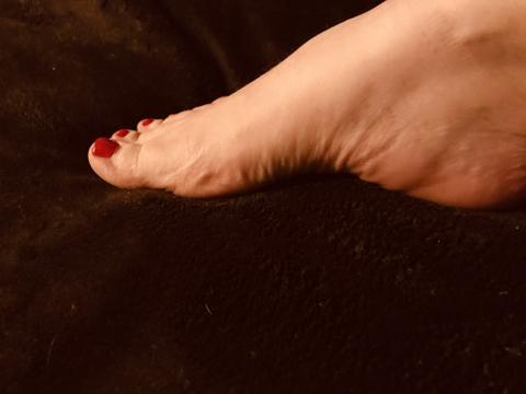 mazydazysfeet nude