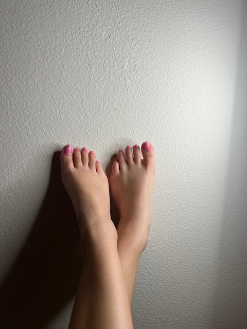 princessfeetzzz nude