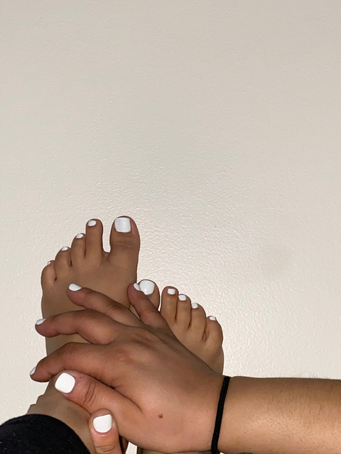 @mixedprettyfeet