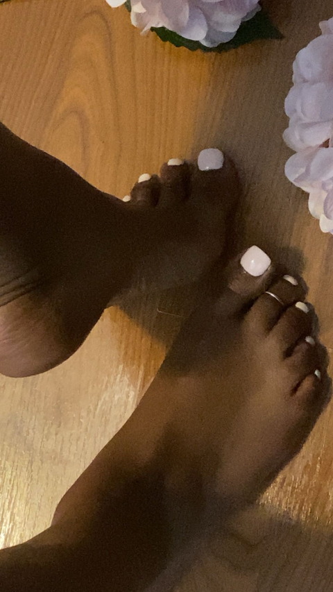 softsolesoya nude