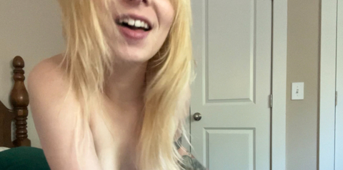 stellaposting nude