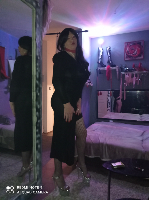 @crossdresserivana