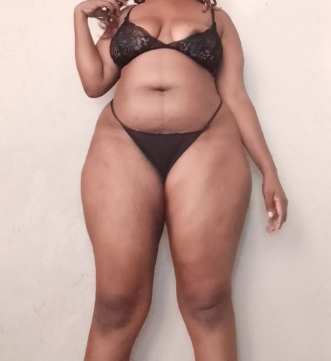 nenekazi nude