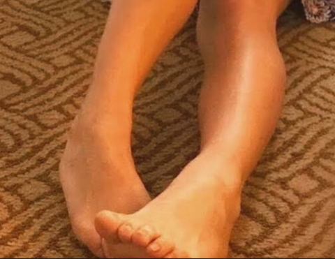 @mmmlovelyfeet