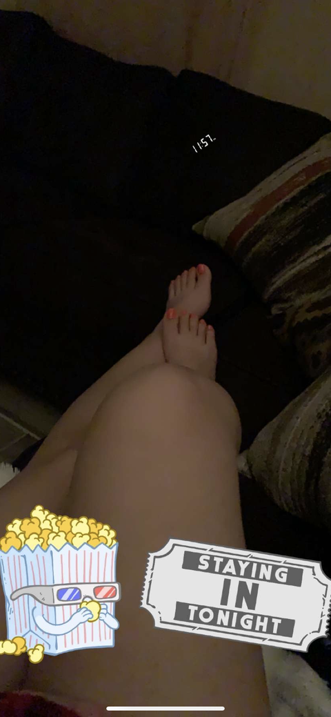 @adrianaprettyfeet69