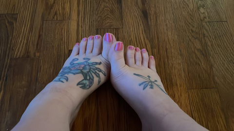 @mommatattedtoes