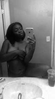 chocolateshortie nude