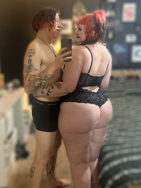 @gothbrat-and-daddy