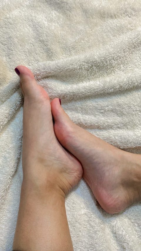 mytastyfeetshot nude