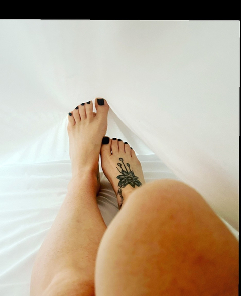 toetalydivine nude