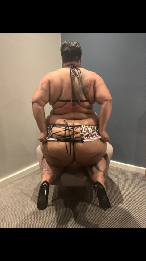 @bbwvioletneko