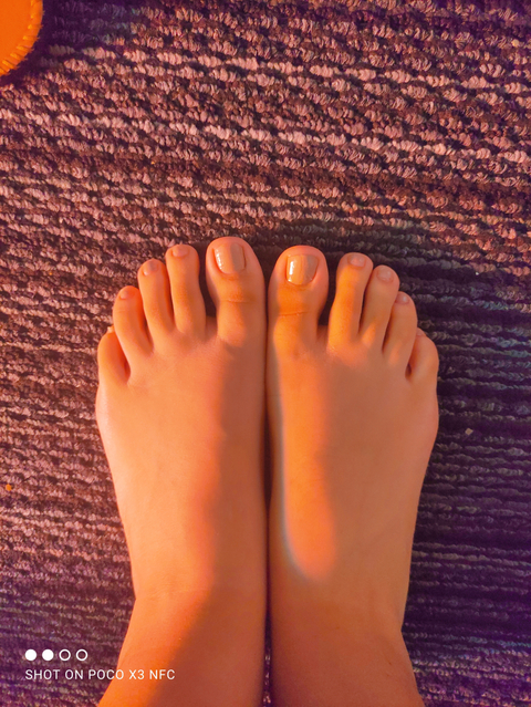 @nyliahs_feet