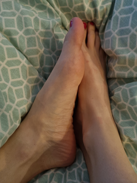 @fifiifeet