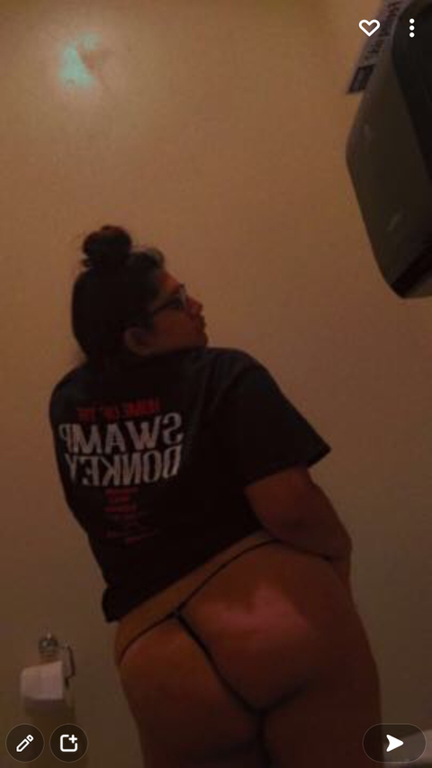 shortythick1015 nude