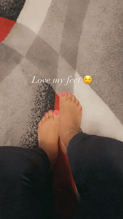 @prettycuddlefeet