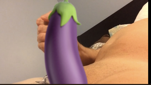 luiggi21 nude