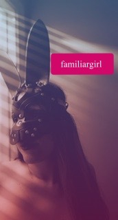 familiargirl nude