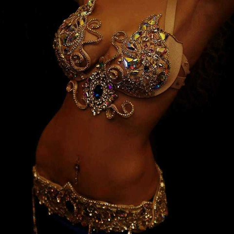 @bellydance.adrienne