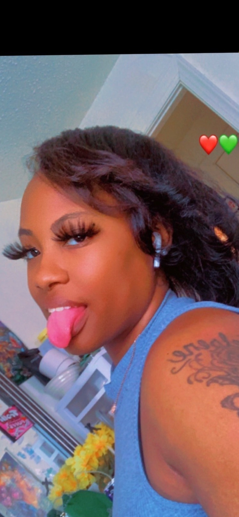 prettybrownskinn25 nude