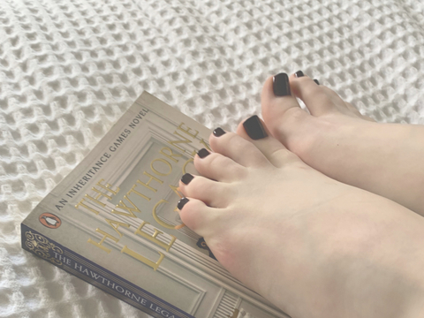 fiction_feet nude