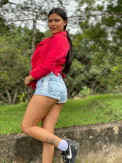 @yosselinbriceno