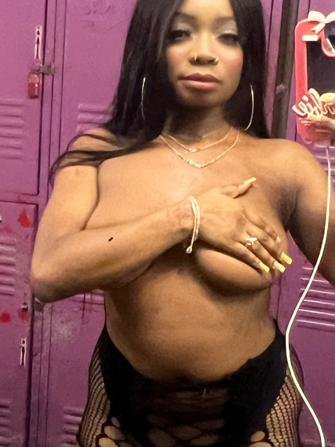 reddbarbiee1 nude