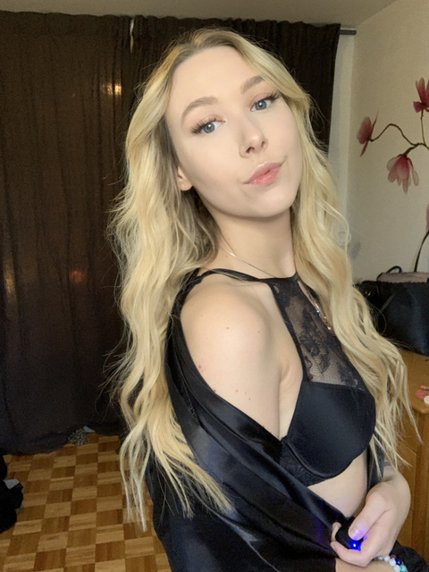 Queen Vanessa - goddessvanessa OnlyFans