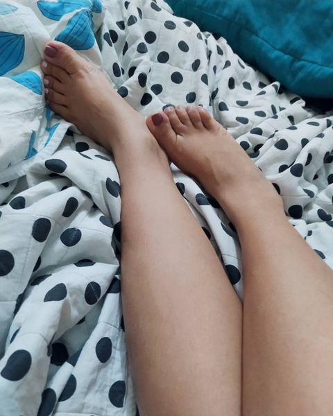 @alejandrinalovefeet