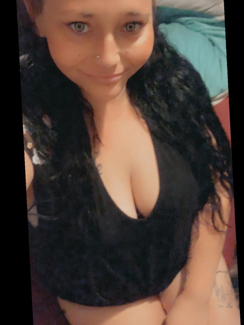 @curvygoddess1982